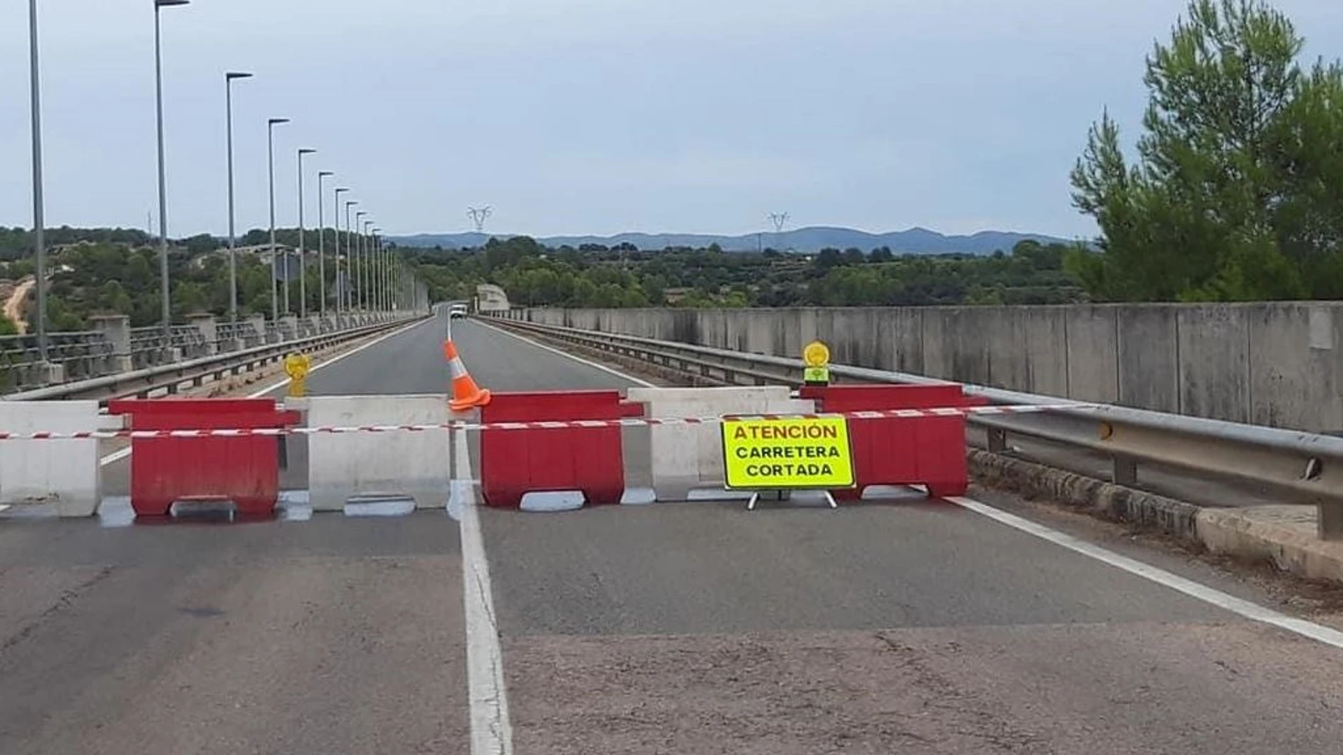 Carretera cortada
