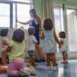 La bajada de la natalidad y el miedo al virus ha reducido las matriculaciones este año