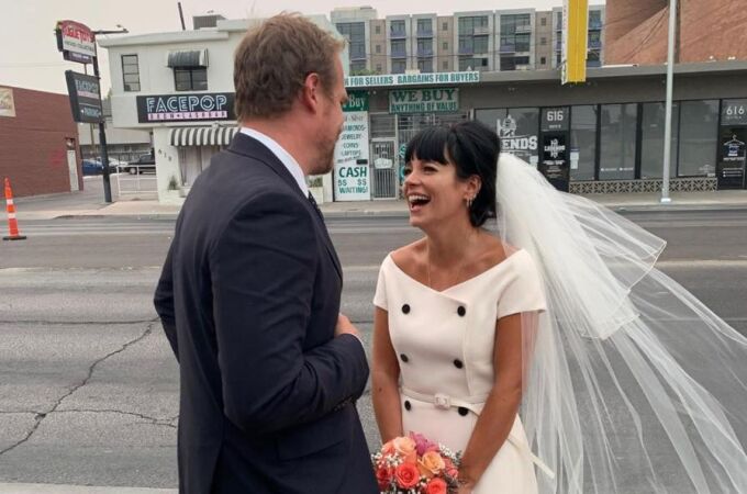 Lily Allen y el actor David Harbour se casan en Las Vegas