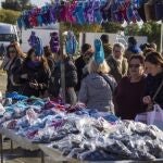 Mercadillo ambulante en una población de la Comunitat Valenciana