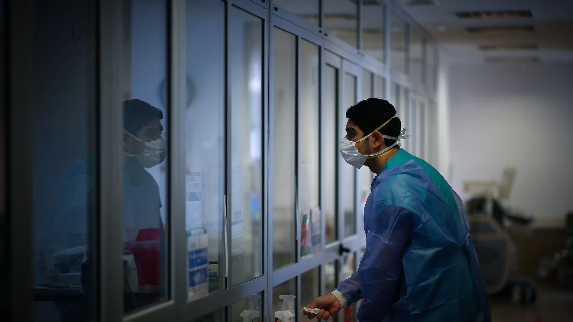 Pesadillas y contagios acosan al personal sanitario en Argentina