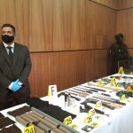 Imagen de archivo del material incautado a una célula de Daesh en Marruecos EFE/Fátima Zohra Bouaziz Fatima Zohra Bouaziz Agencia Efe