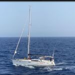 El velero abordado por la Guardia Civil