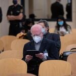 El ex presidente de la SGAE Teddy Bautista, ayer, en la primera sesión del juicio por el supuesto desvío de fondos de la institución