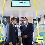 El alcalde, en la presentacion de la nueva línea de autobús perimetral que rodea el distrito Centro, uniendo Puerta de Toledo con Argüelles