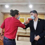 El vicepresidente segundo del Gobierno y líder de Unidas Podemos, Pablo Iglesias y el portavoz parlamentario de ERC, Gabriel Rufián