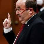 El presidente del grupo parlamentario de Socialistes - Units per Avançar, Miquel Iceta, en el Parlament.