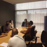 El portavoz de Podemos en las Cortes y líder de la formación en Castilla y León, Pablo Fernández, se reúne con representantes del sector de la venta ambulante