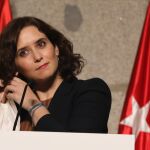 La presidenta de la Comunidad de Madrid, Isabel Díaz Ayuso, durante una comparecencia