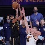 Con este tiro, Anthony Davis dio la victoria a los Lakers contra los Nuggets.