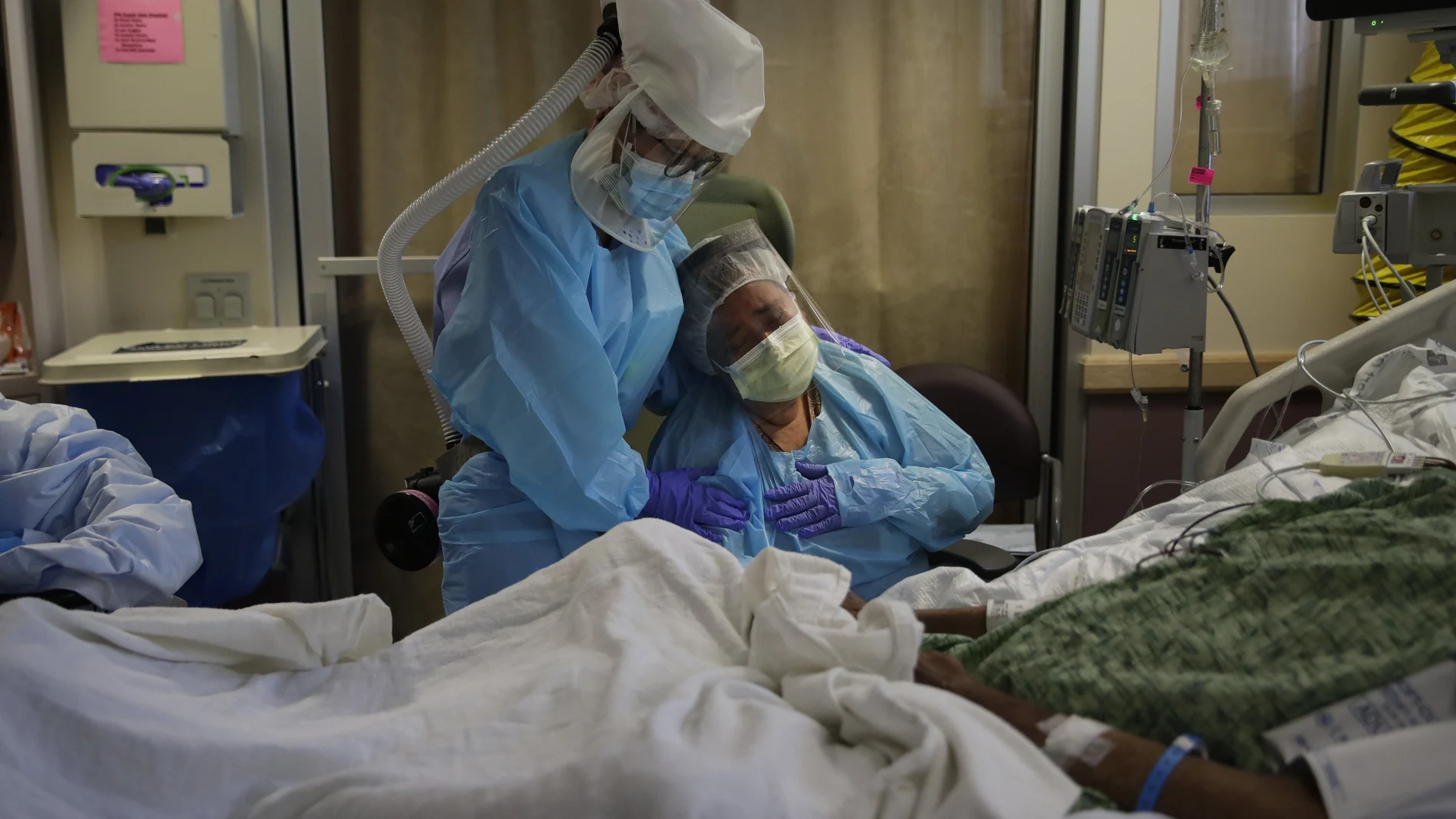 Algunos investigadores ya estiman que EE UU registrará casi 180.000 muertes más para el próximo 1 de enero de 2021