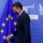 Pedro Sánchez antes de reunirse con la Presidenta de la Comisión Europea Ursula Von Der Leyen en Bruselas.
