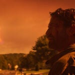 Gerald Butler encarna en la última cinta de Ric Roman Waugh a un ingeniero obligado a sobrevivir en medio de un desastre nuclear