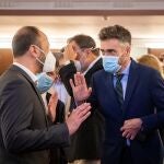 Alfonso Rodríguez Gómez de Celis (i), y el diputado socialista al Congreso por Jaén, Felipe Sicilia