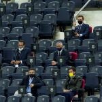 El presidente del FC Barcelona,Josep Maria Bartomeu, durante un partido
