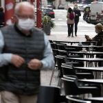 Varias personas caminan por las calles de la localidad burgalesa de Miranda de Ebro