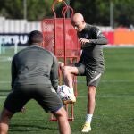 Víctor Mollejo en una entrenamiento del Atlético de Madrid.