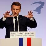 Macron anuncia su nuevo plan contra el “separatismo islámico” en Francia