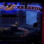 Preparativos y pruebas para el debate de vicepresidentes de esta noche