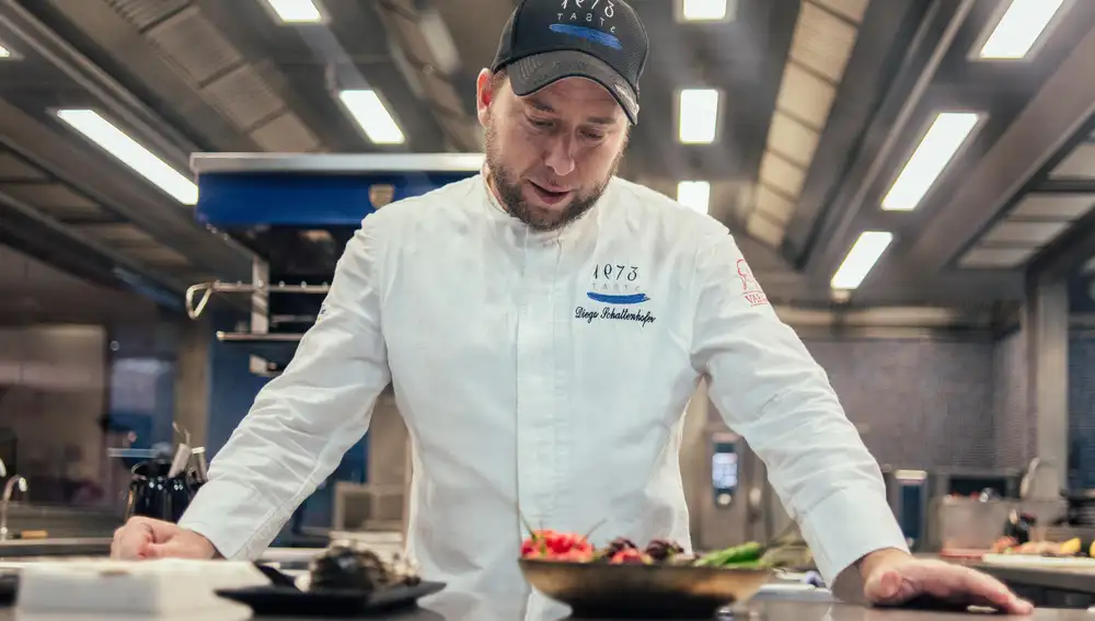 El cocinero argentino Diego Schattenhofer, del restaurante 1973 Taste, en Arona, Tenerife