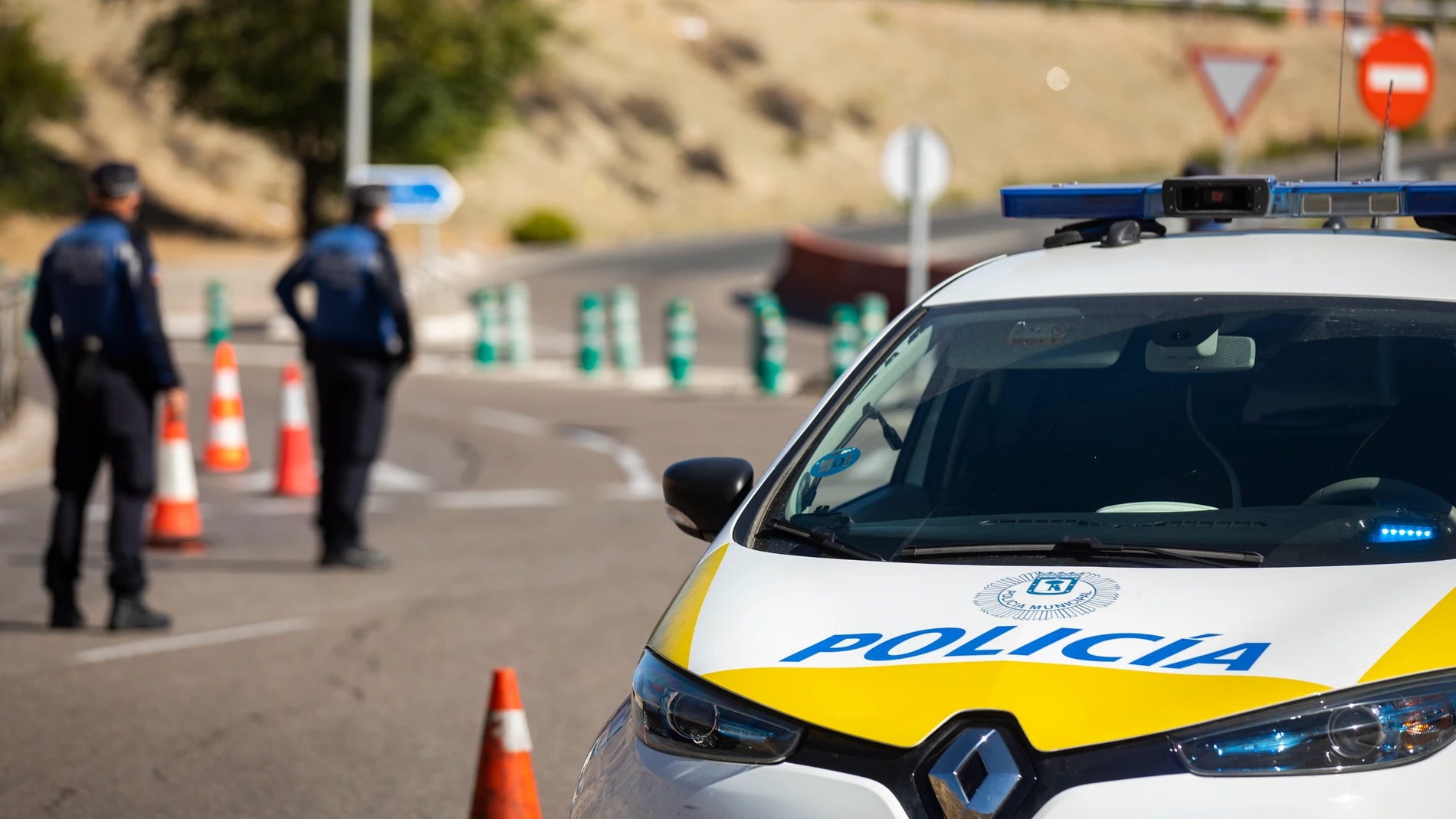 Controles de la Policía Municipal en las afueras de Madrid