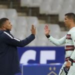 Kylian Mbappé y Cristiano Ronaldo, en la pasada Euro 2020.