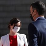 La presidenta de la Comunidad de Madrid, Isabel Díaz Ayuso, y el presidente del Gobierno, Pedro Sánchez, durante el 12-O