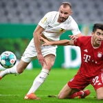 Marc Roca con el Bayern de Múnich.