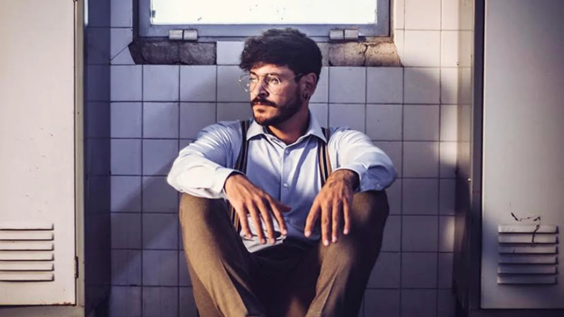 Luis Cepeda nos presenta 'Con los pies en el suelo'.