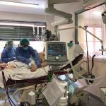 Equipo de la UCI del Hospital Río Hortega de Valladolid