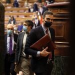 El presidente del Gobierno, Pedro Sánchez, abandonó el jueves el Congreso antes de la intervención de Pablo Casado en el debate para instaurar el estado de alama hasta mayo