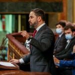 El presidente de Vox, Santiago Abascal, durante el pleno en el que se debate la moción de censura planteada por Vox