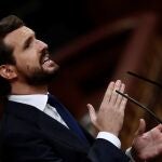 El líder del PP, Pablo Casado, durante su intervención en la segunda sesión del debate de moción de censura presentada por Vox, este jueves en el Congreso.