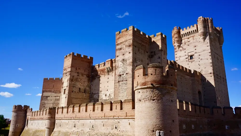 Parte trasera del Castillo de la Mota.
