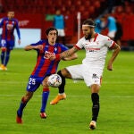 Nemanja Gudelj con el Sevilla.