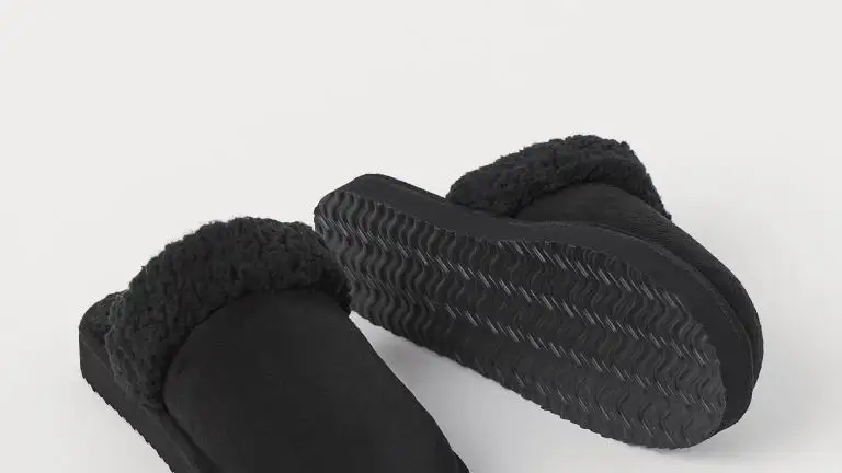 Zapatillas de casa para teletrabajar.
