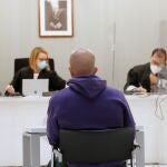 El etarra José Ignacio Guridi, "Xabi", frente al tribunal que le juzgó por el intento de asesinato de un guardia civil en Navarra en 2000