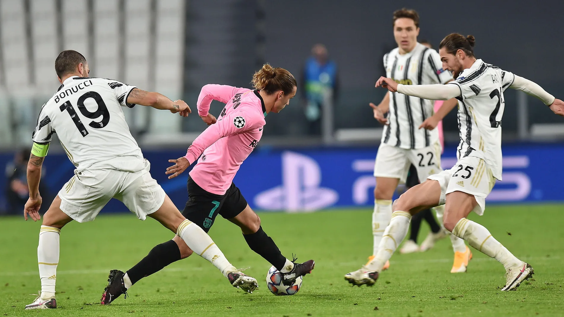 Griezmann, en su partido contra la Juve, en el que volvió a la titularidad