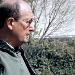 El párroco de Lemona durante sus declaraciones en el documental de Iñaki Arteta "Bajo el silencio"
