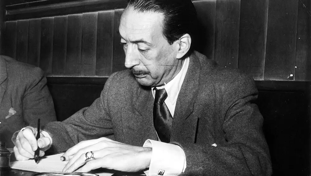 El escritor César González-Ruano