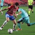 Jesús Vallejo con el Granada.