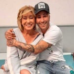 Kiko Rivera posa con Mila Ximénez para anunciar la entrevista más demoledora contra su madre.