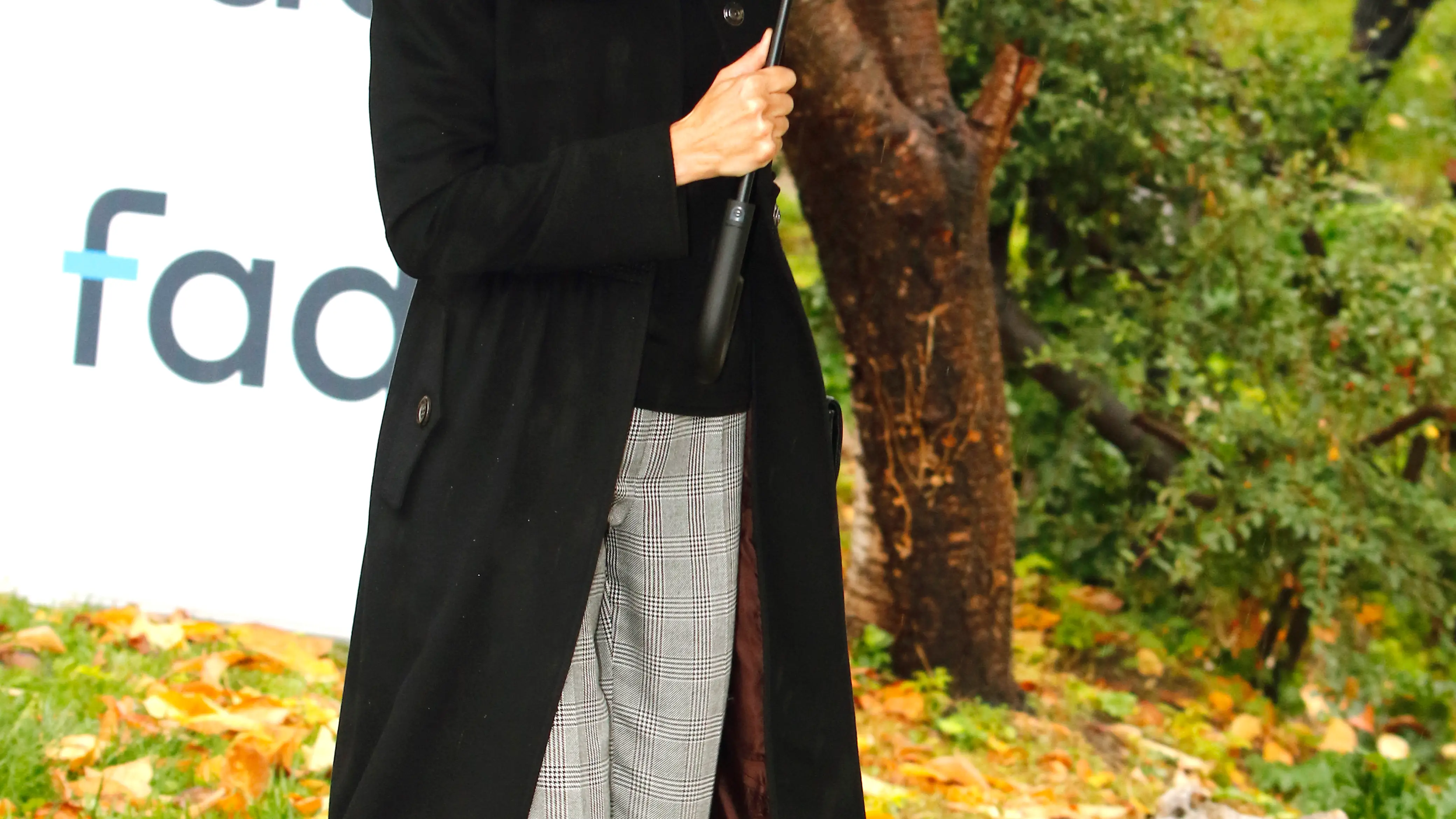 La Reina llega a la reunión de trabajo de la Fundación de Ayuda contra la Drogadicción en la sede de la FAD, en Madrid (España), a 05 de noviembre de 2020.FAD;FUNDACIÓN DE AYUDA CONTRA LA DROGADICCIÓN;REUNIÓN;REINA;LETIZIAJosé Ramón Hernando / Europa Press05/11/2020