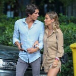 Maria Pombo y Pablo Castellano por las calles de Madrid 19/06/2020en la foto : cogidos del brazo