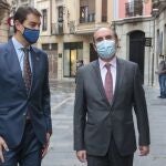 El consejero de Presidencia, Ángel Ibáñez, mantiene una reunión con el Procurador del Común, Tomás Quintana