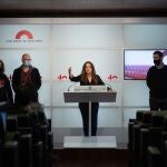 La diputada de la CUP Maria Sirvent durante la rueda de prensa en el Parlament el día 11 de noviembre de 2020.