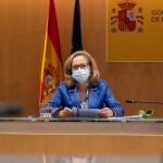 La vicepresidenta tercera y ministra de Asuntos Económicos y Transformación Digital, Nadia Calviño, en la reunión del Grupo de Coordinación y Seguimiento de Actuaciones del Segundo Dividendo Digital