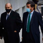 El exministro Jorge Fernández Díaz acude a la Audiencia junto a su abogado para someterse al careo con Francisco Martínez el pasado día 13