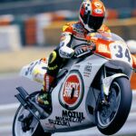 Kevin Schwantz, con su histórica Suzuki número 34