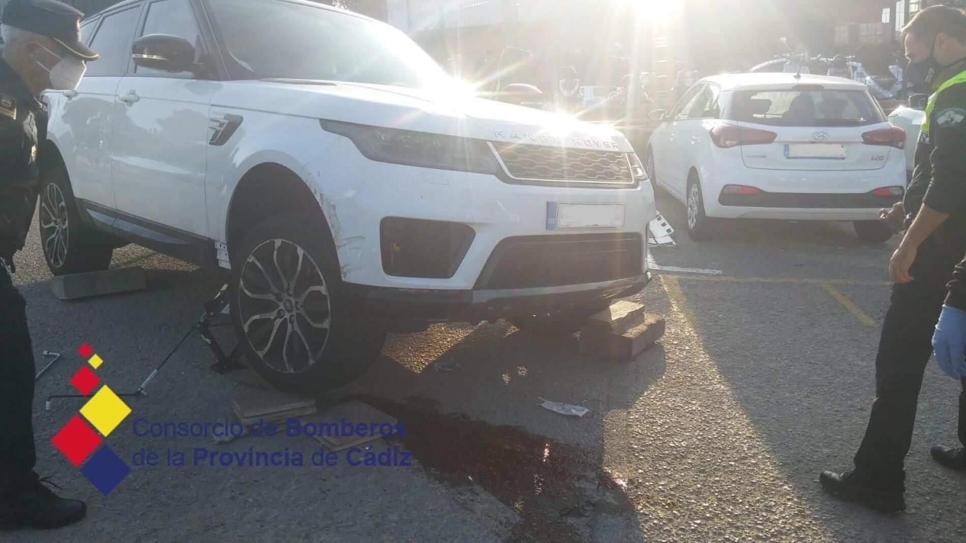 Heridos una mujer y su hijo al ser atropellados en Sotogrande por un ...